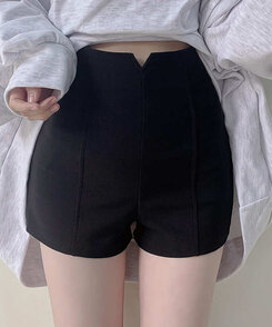 【美品】EPA エパ　ショートパンツ　ハーフパンツ　レディース 美品】EPA エパ ショートパンツ ハーフパンツ レディース - メルカリ