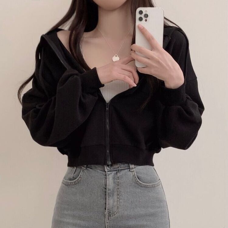 クロップフードジップアップパーカー ブラック