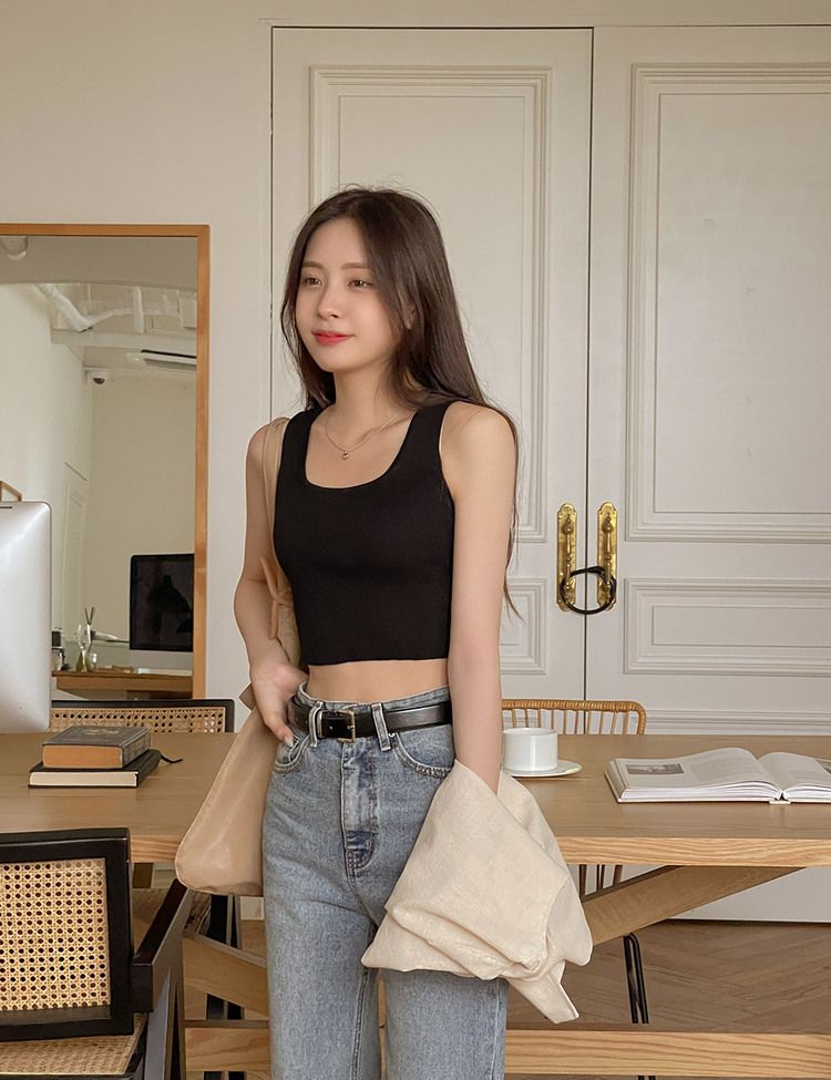 레브 스퀘어넥 골지 크롭 나시 블랙