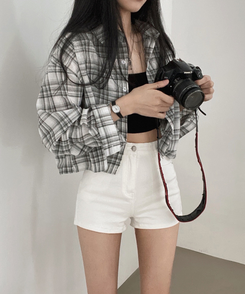 ハイウエストスリムショートパンツ IVORY