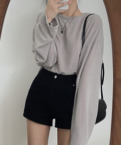 ハイウエストスリムショートパンツ BLACK