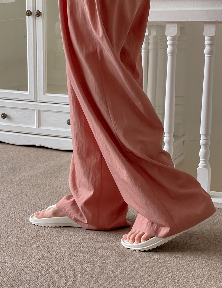 토스 매트 밴딩 롱팬츠 브릭