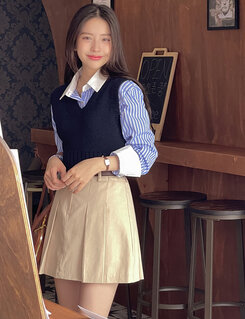 Vネックウールニットベスト｜ベスト｜韓国ファッション通販 SONA