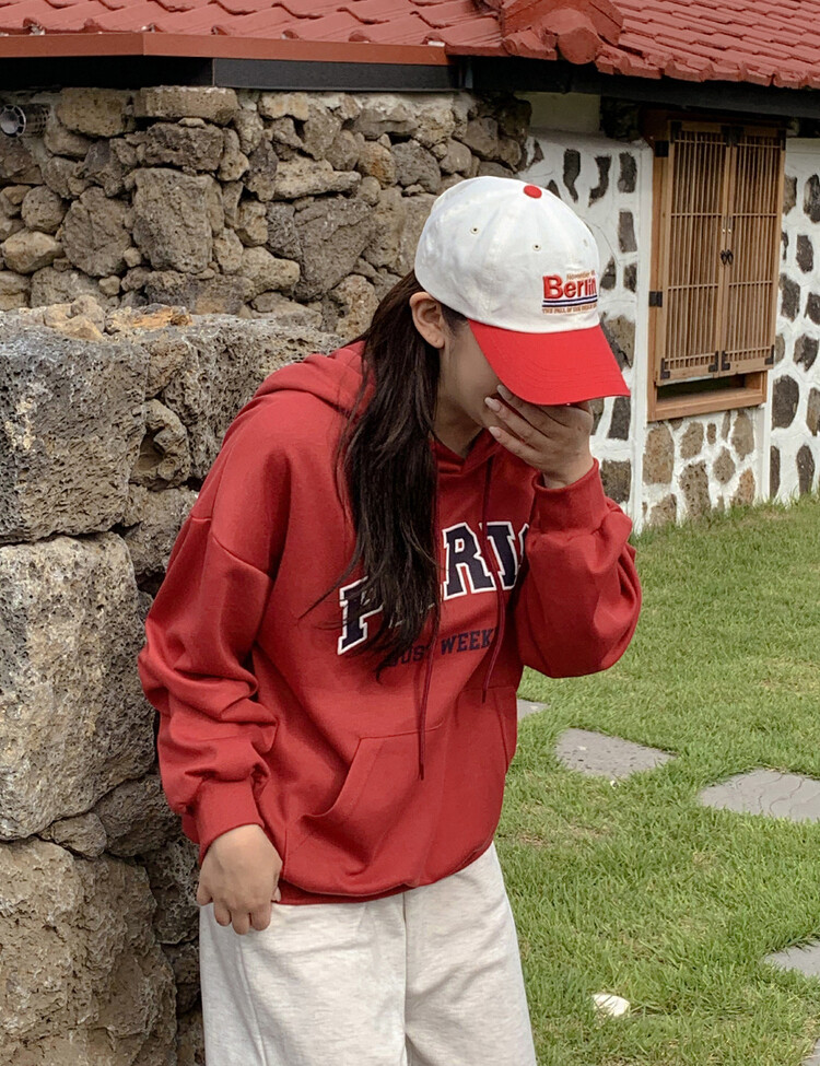 PARIS英文コットンフードパーカー レッド