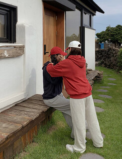 PARIS英文コットンフードパーカー レッド