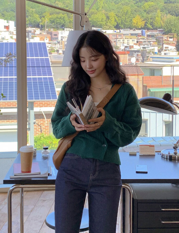 디데이 브이넥 니트 가디건 그린