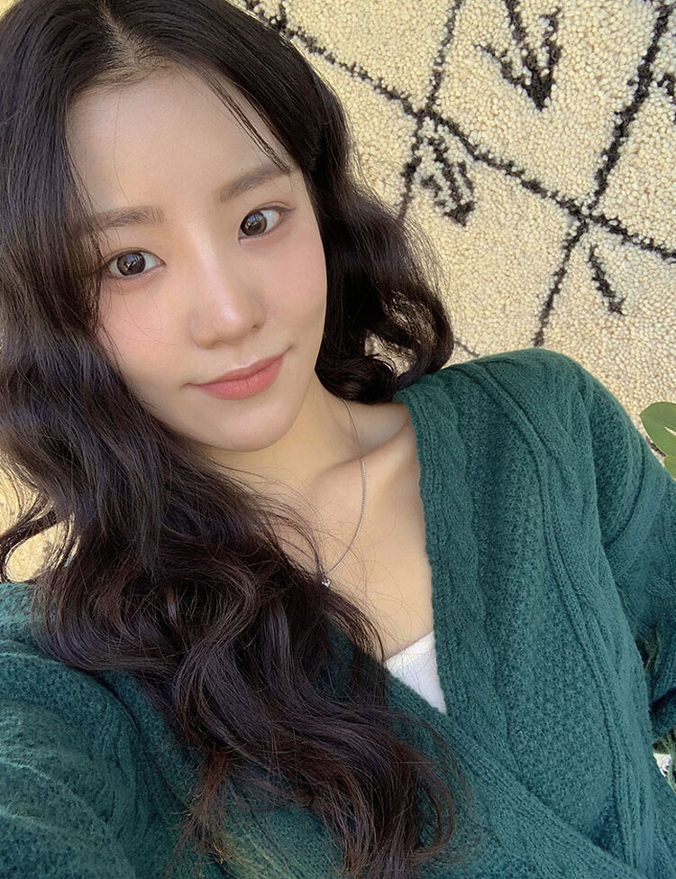 디데이 브이넥 니트 가디건 그린