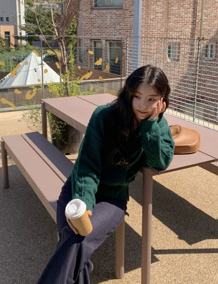 디데이 브이넥 니트 가디건 그린