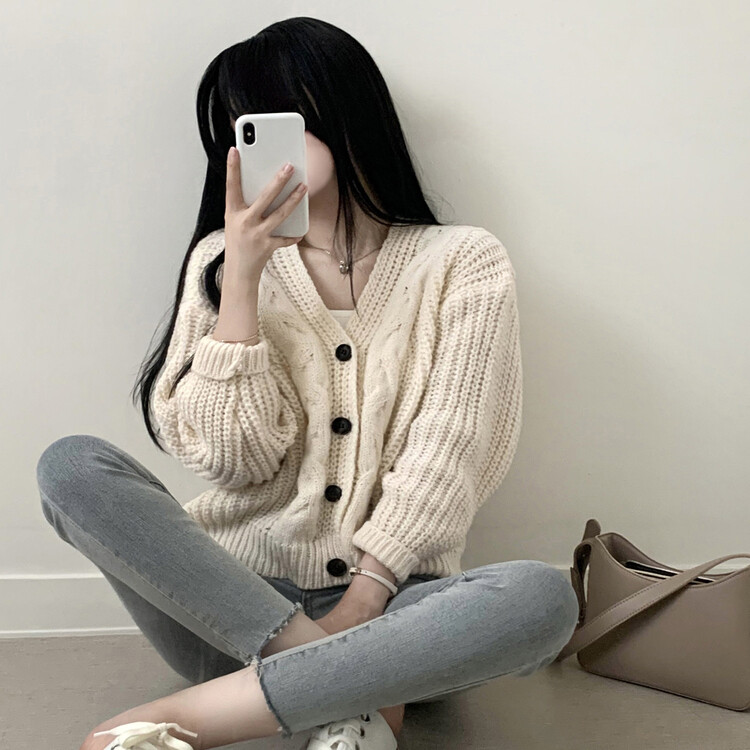 Vネッククロップケーブルニットカーディガン｜カーディガン｜韓国