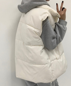 인생핏 하이넥 아방 루즈 도톰 스트링 패딩조끼 크림