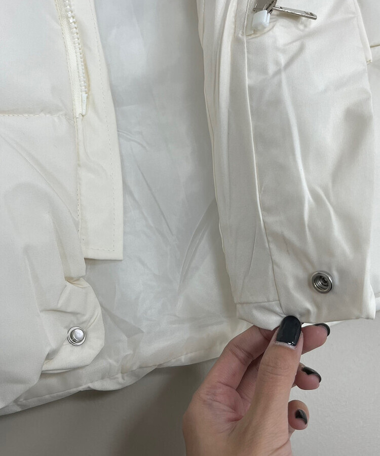 인생핏 하이넥 아방 루즈 도톰 스트링 패딩조끼