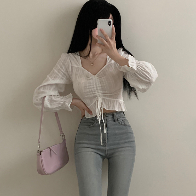 ハートネックシャーリングクロップブラウス アイボリー