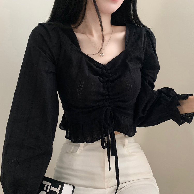 ハートネックシャーリングクロップブラウス ブラック