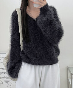 2453Z 美品 ラウンジドレス ふわふわ♡ファーニット 長袖 Vネック 紺 2453Z 美品 ラウンジドレス ふわふわ♡ファーニット 長袖 Vネック 紺