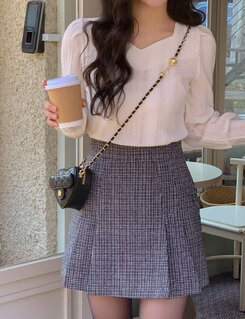 ハートネックパフ長袖Tシャツ5色 アイボリー