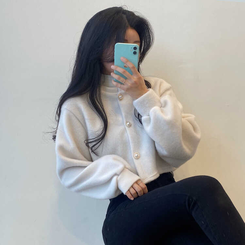 パールボタンクロップカーディガン IVORY