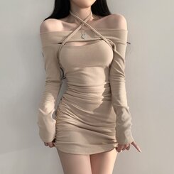 ユニークホルターネックシャーリングミニワンピース ベージュ
