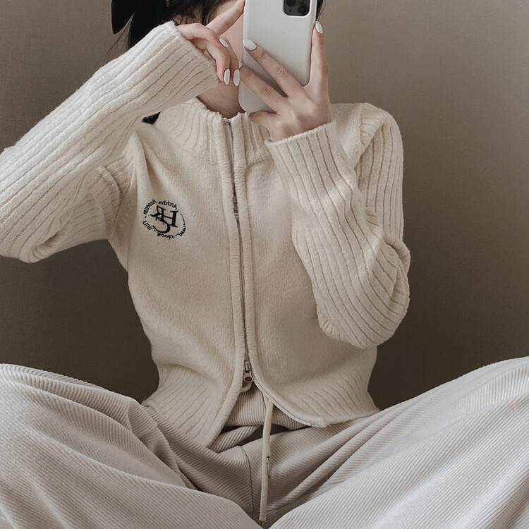 자수 로고 투웨이 니트 집업 3color