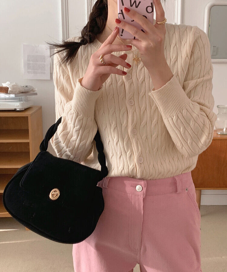 ラウンドネックケーブルニットカーディガン5色 CREAM