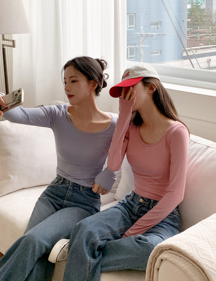 [1+1/기획] 쫀쫀 여리핏 유넥 크롭 티셔츠 핑크