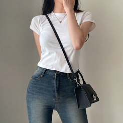 ベーシックスリムクロップTシャツ ホワイト