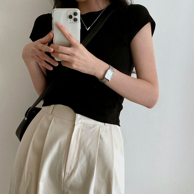 ベーシックスリムクロップTシャツ ブラック