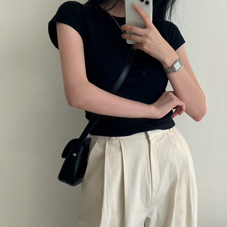 ベーシックスリムクロップTシャツ ブラック