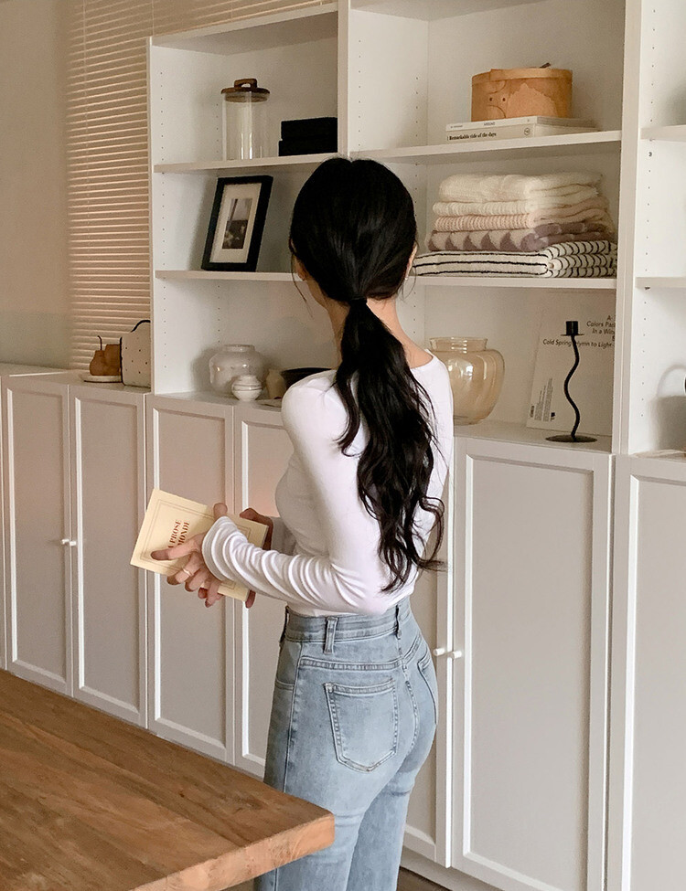 [기획] 쫀쫀 여리핏 유넥 크롭 티셔츠 아이보리