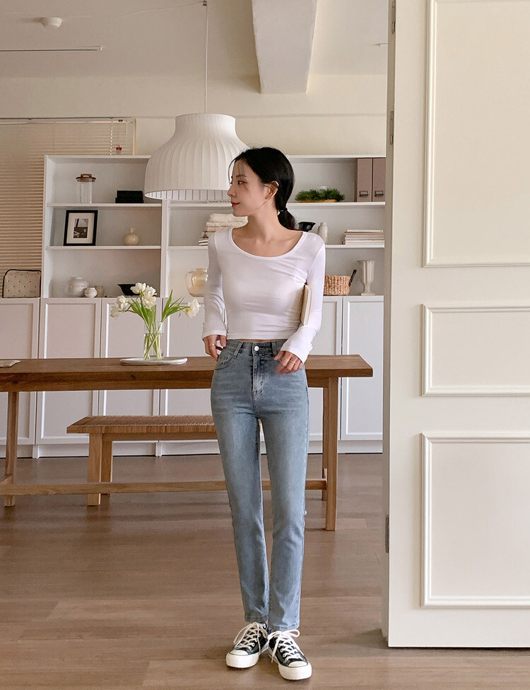 [기획] 쫀쫀 여리핏 유넥 크롭 티셔츠 아이보리