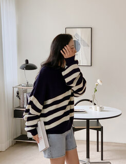 ストライプカラーネックニットジップアップ ネイビー