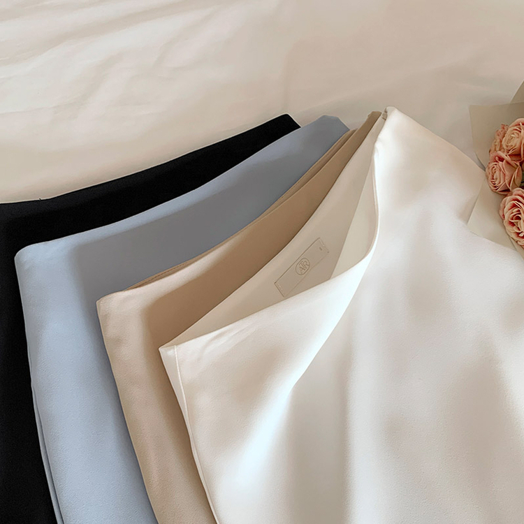 シルキーマーメイドロングスカート