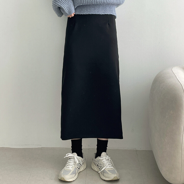 ベーシックピンタックAラインロングスカート ブラック