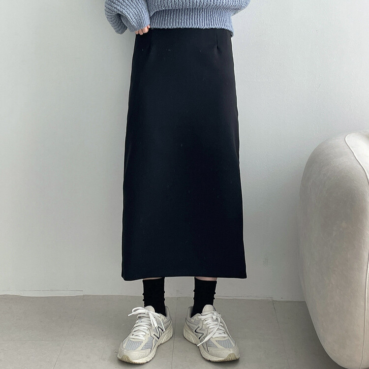 ベーシックピンタックAラインロングスカート ブラック