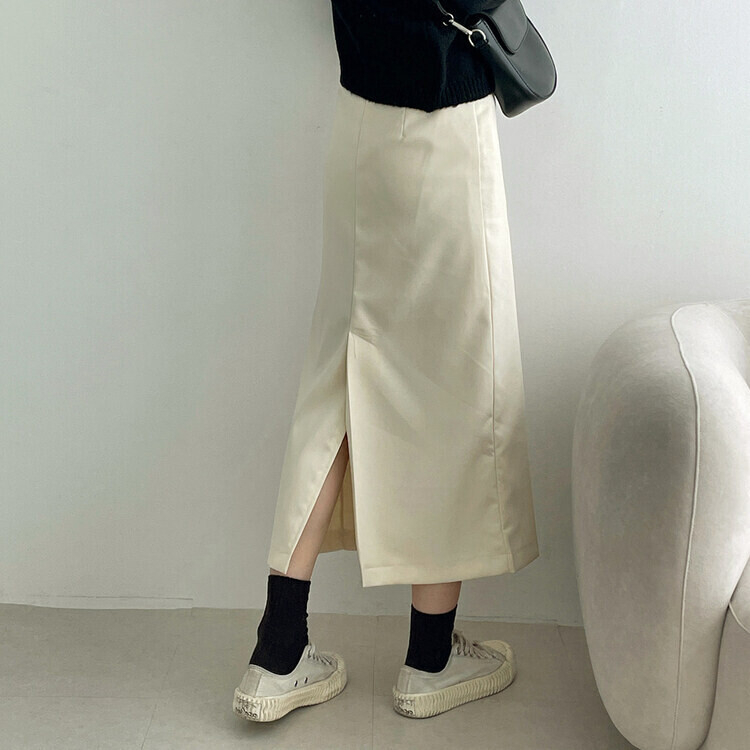 ベーシックピンタックAラインロングスカート クリーム