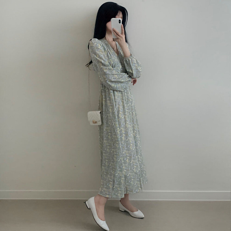 シフォンVネックフラワーロングワンピース スカイブルー