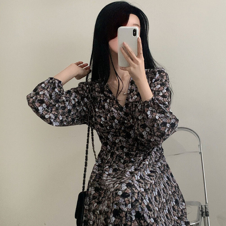 シフォンVネックフラワーロングワンピース ブラック