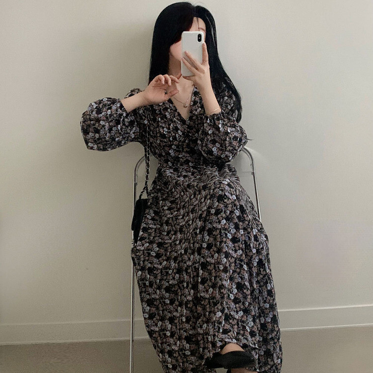 シフォンVネックフラワーロングワンピース ブラック