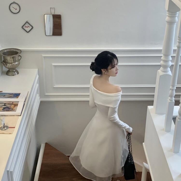 シフォンアンバランスオフショルダーロングワンピース アイボリー