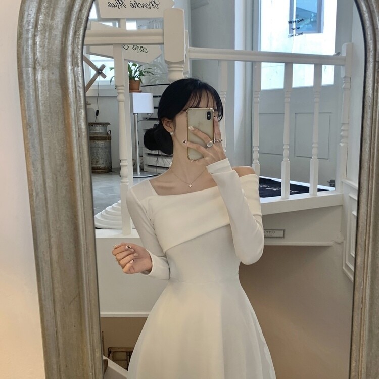 シフォンアンバランスオフショルダーロングワンピース アイボリー