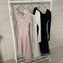 シフォンアンバランスオフショルダーロングワンピース