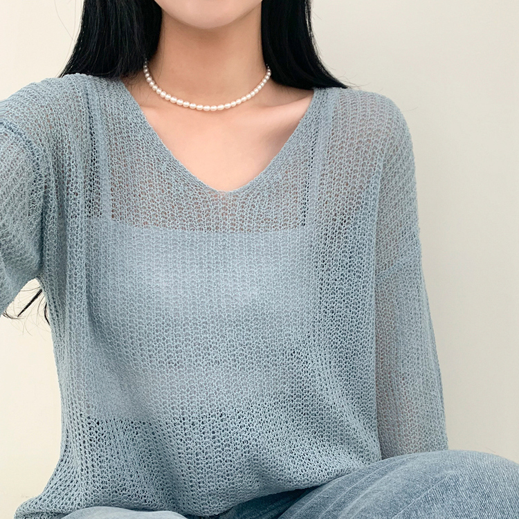 シースルーVネックルーズフィットニット8色 SKY BLUE
