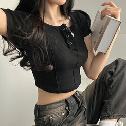 ピンタックスナップオフショルダークロップTシャツ5色 BLACK