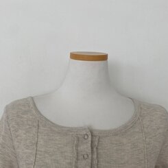 ピンタックスナップオフショルダークロップTシャツ5色