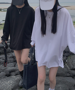 スリットオーバーフィットトレーナー ブラック