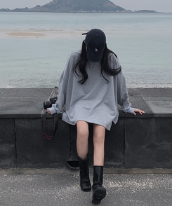 スリットオーバーフィットトレーナー グレー