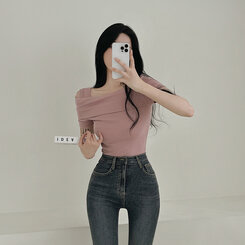アンバランスオフショルダースリムTシャツ PINK