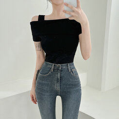 アンバランスオフショルダースリムTシャツ BLACK