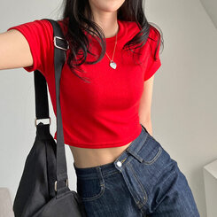 半袖Tシャツ ベーシックスリムクロップTシャツ7色 RED