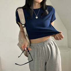 半袖Tシャツ ベーシックスリムクロップTシャツ7色 NAVY