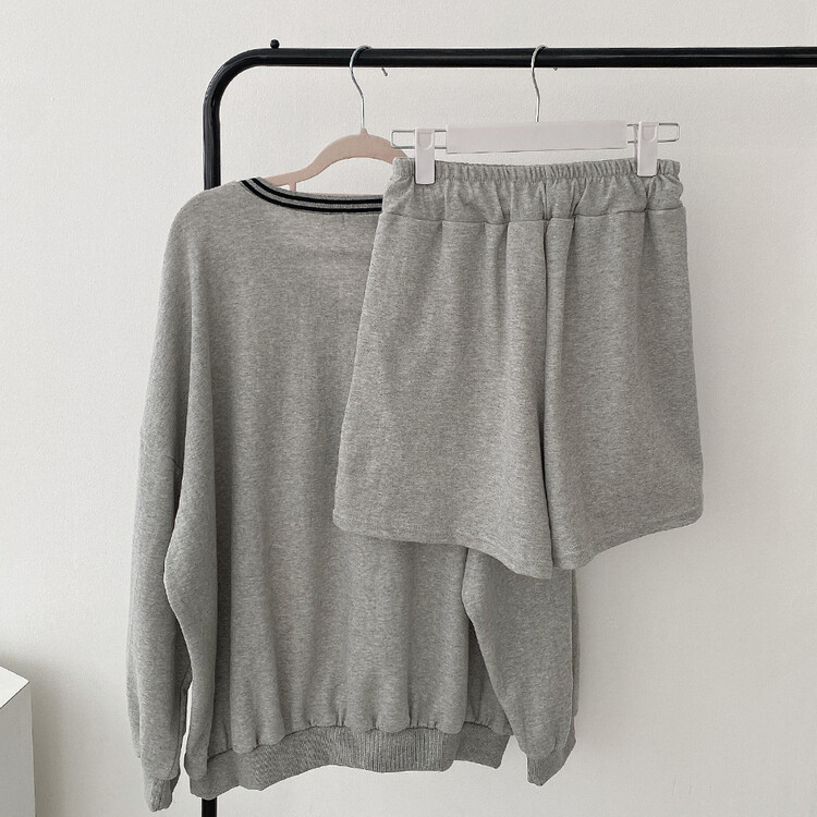 [SET]配色Vネックレタリングトレーナー ショートパンツ